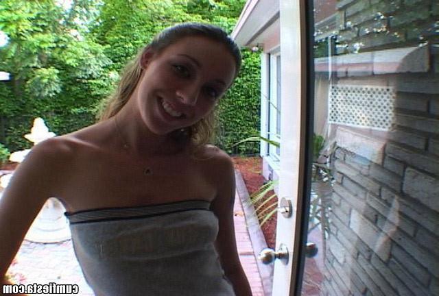 12P 12 pics and 1 movie of Lila from Cum Fiesta