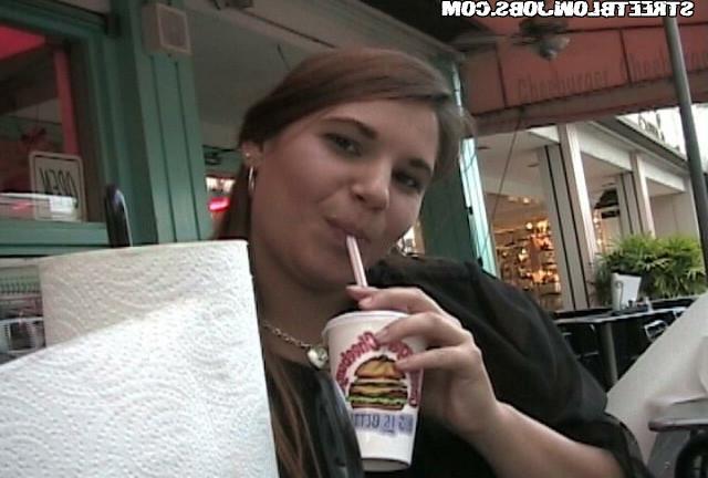 15P Movies of amateur babe getting the full beef injection
