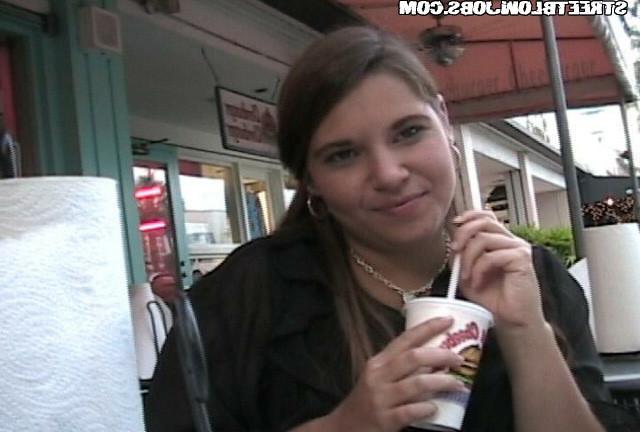 15P Movies of amateur babe getting the full beef injection