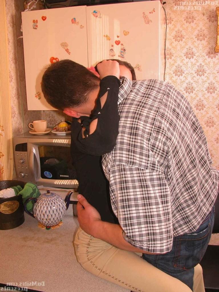 16P Brutal sex after a small talk in the kitchen