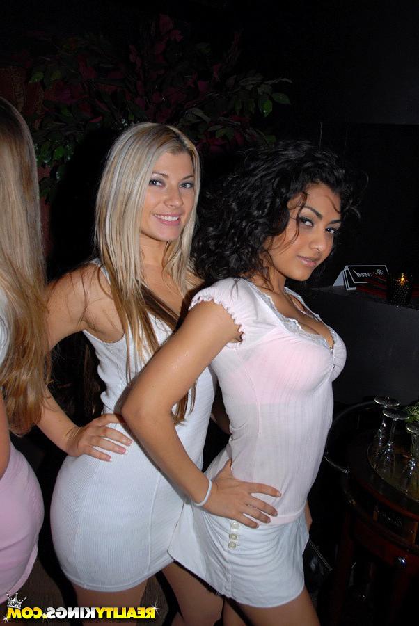 12P 12 pics and 1 movie of Heatheer from In The Vip