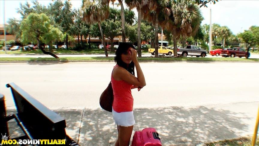 12P 12 pics and 1 movie of Lexxxi from Street Blowjobs