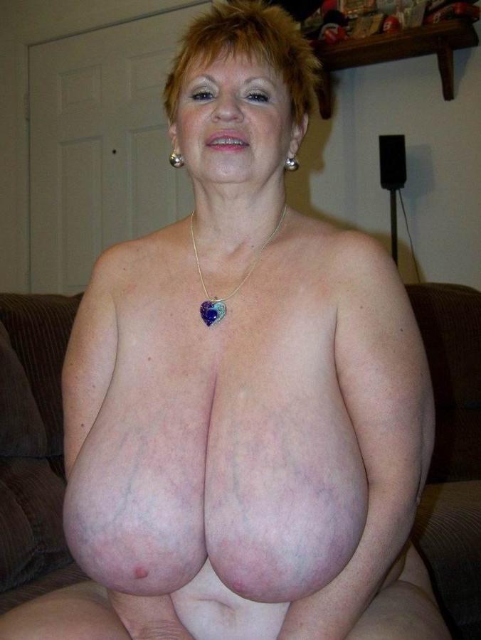 14P Amateur Granny With Huge Boobs