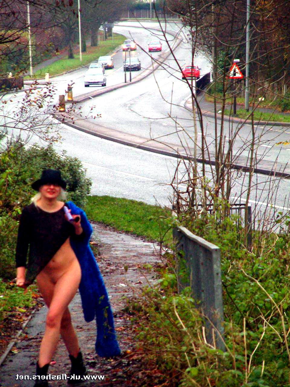 16P Teen blonde exhibitionist nude in public and flashing traffic with English colle