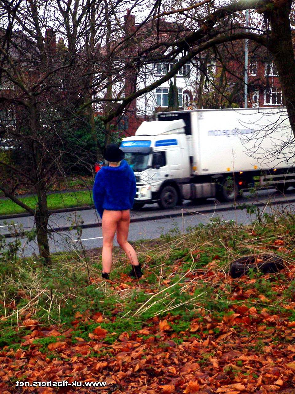 16P Teen blonde exhibitionist nude in public and flashing traffic with English colle