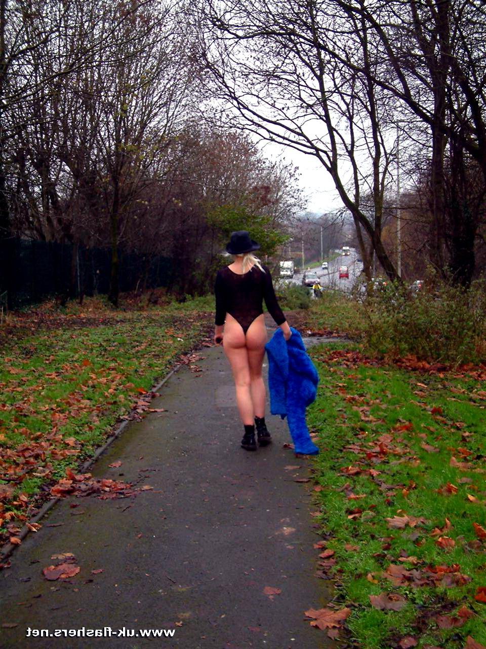 16P Teen blonde exhibitionist nude in public and flashing traffic with English colle