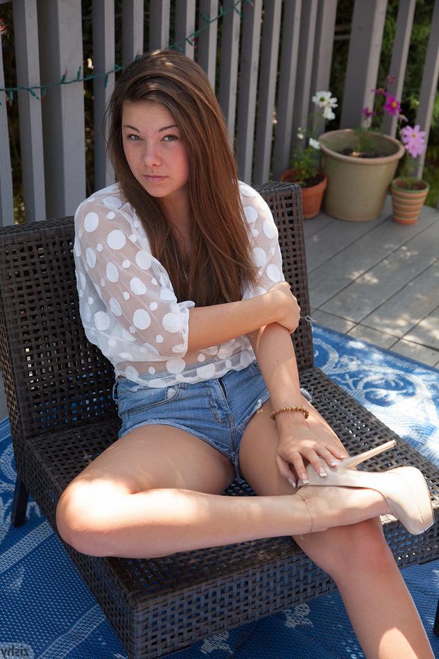 16P Upskirt porno