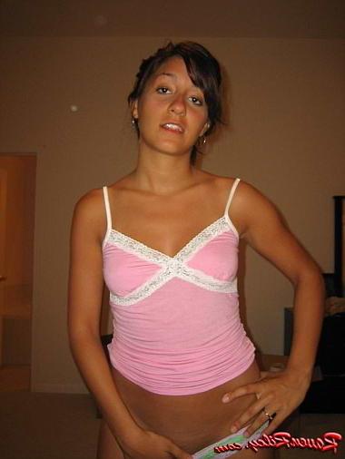 20P Brunette rubbing crotch against dildo