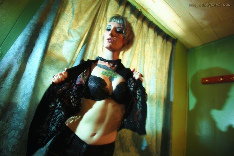 8P Miss Carnivale at CrazyBabe