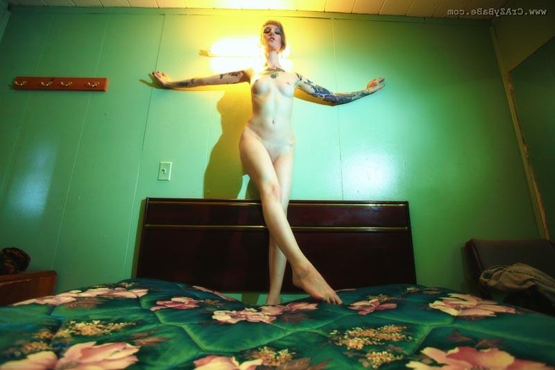 8P Miss Carnivale at CrazyBabe