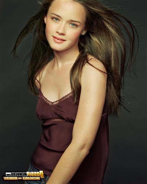 15P TV series Gilmore Girls' Alexis Bledel grows gorgeous in pictures