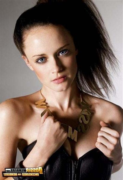 15P TV series Gilmore Girls' Alexis Bledel grows gorgeous in pictures