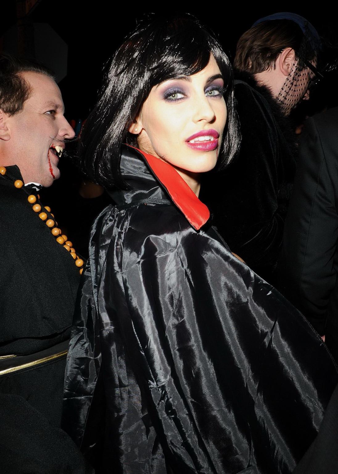 16P Busty Jessica Lowndes dressed like a sexy vampire