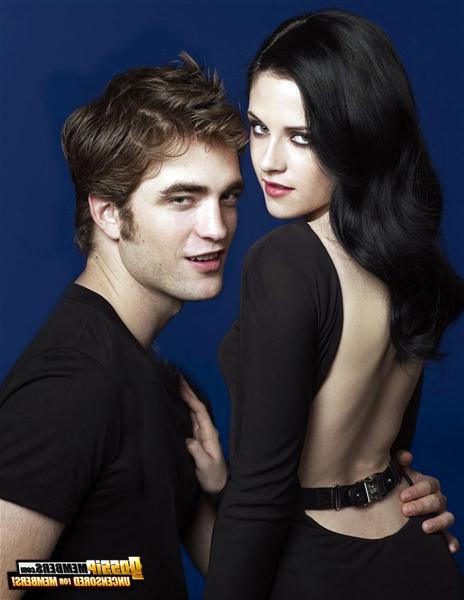 15P Pictures of The Runaways star Kristen Stewart looking dark and sensuously beauti