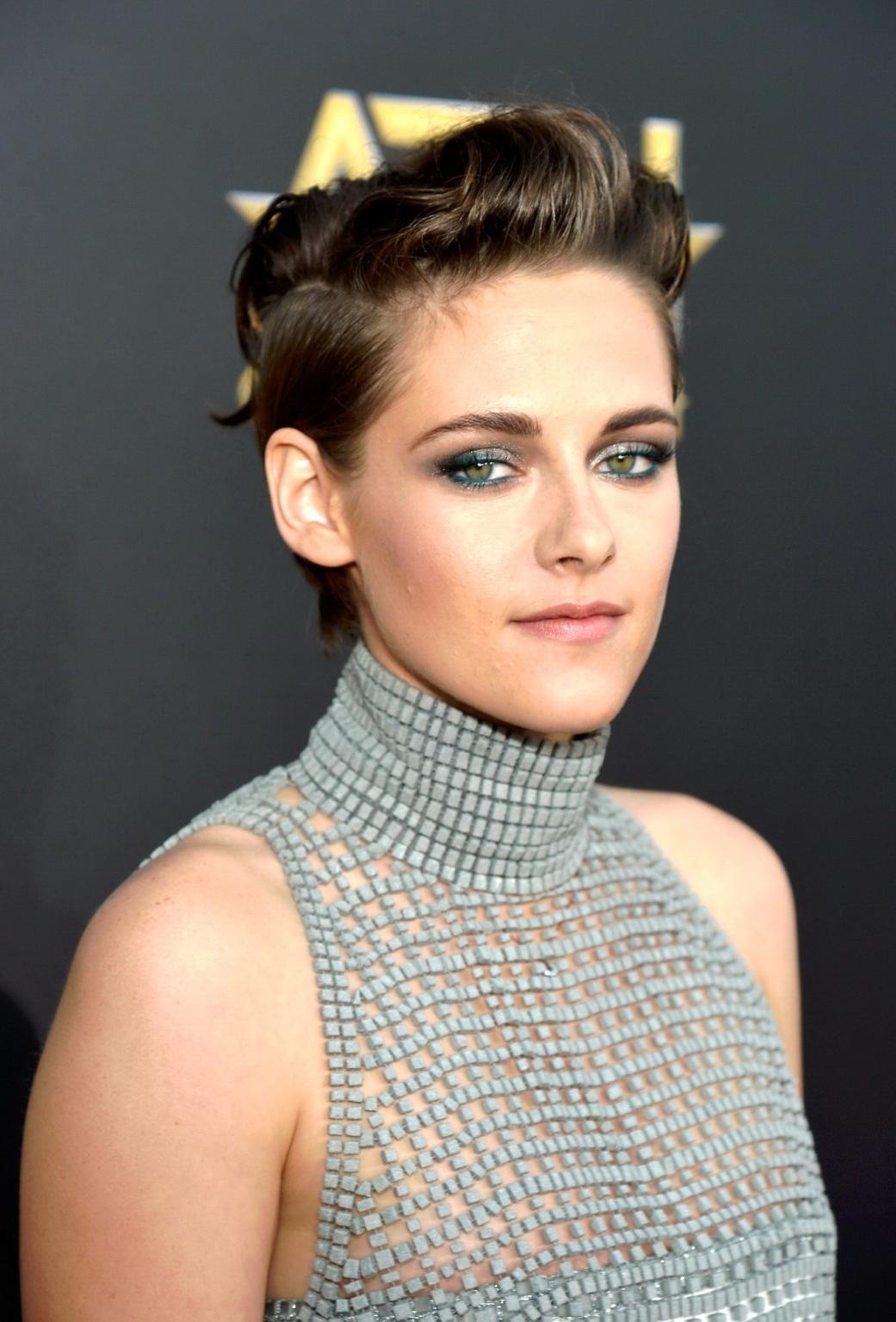 16P Kristen Stewart nipple slip at the 18th Annual Hollywood Film Awards in LA
