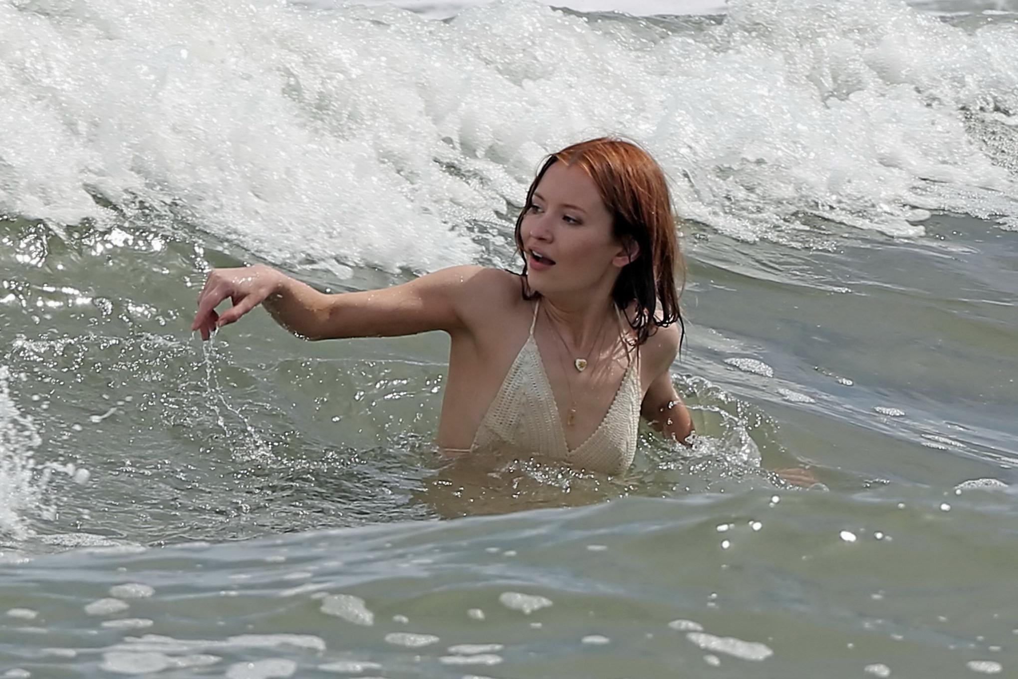16P Ashley Greene and Emily Browning showing off their hot bikini bodies while filmi
