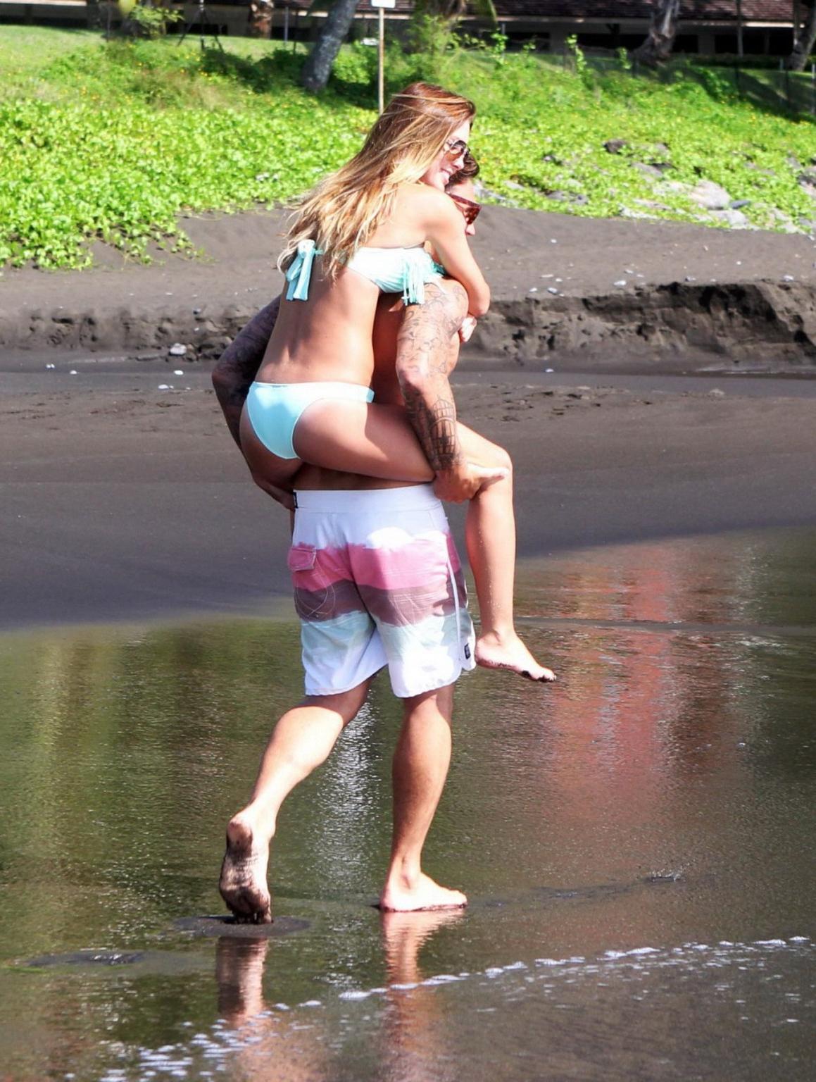 16P Audrina Patridge busty wearing various bikinis at the beach while on a vacation 