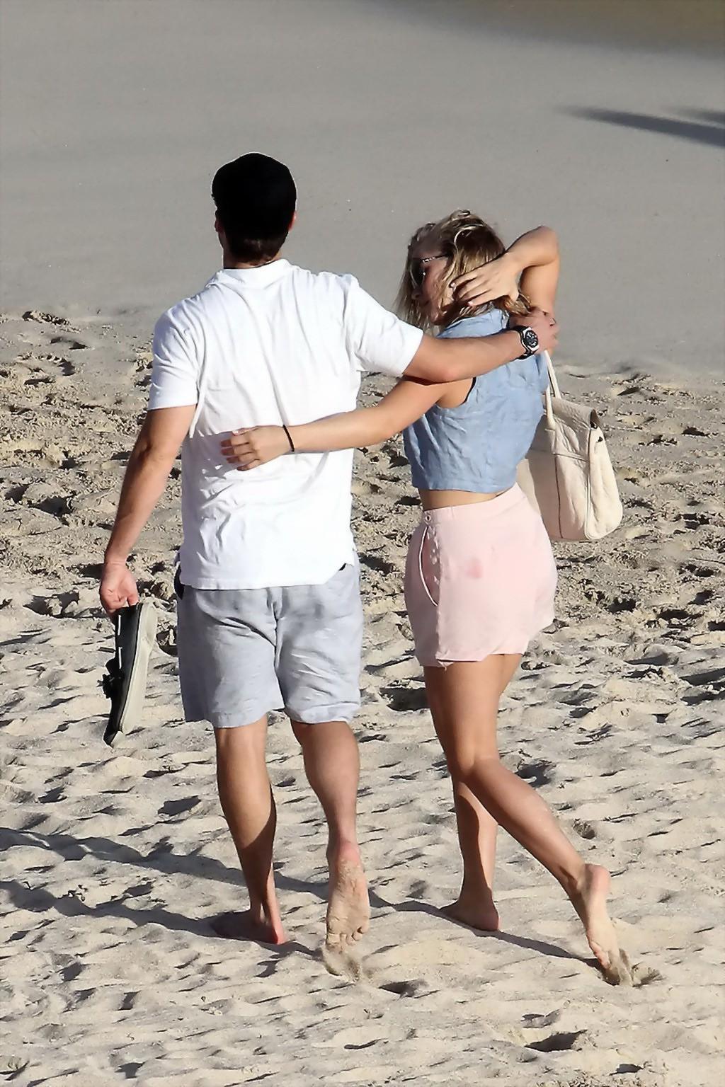 10P Julianne Hough exposing her sexy body in tiny bikini on the vacation in Oak Isla