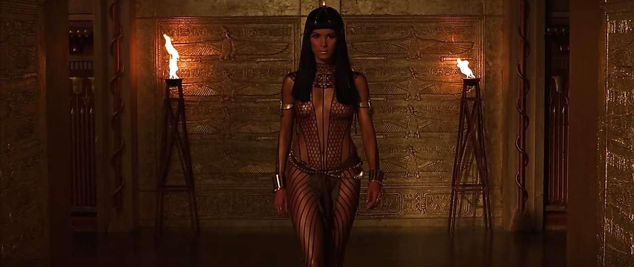 16P Patricia Velasquez showing her nice tits and ass in movie