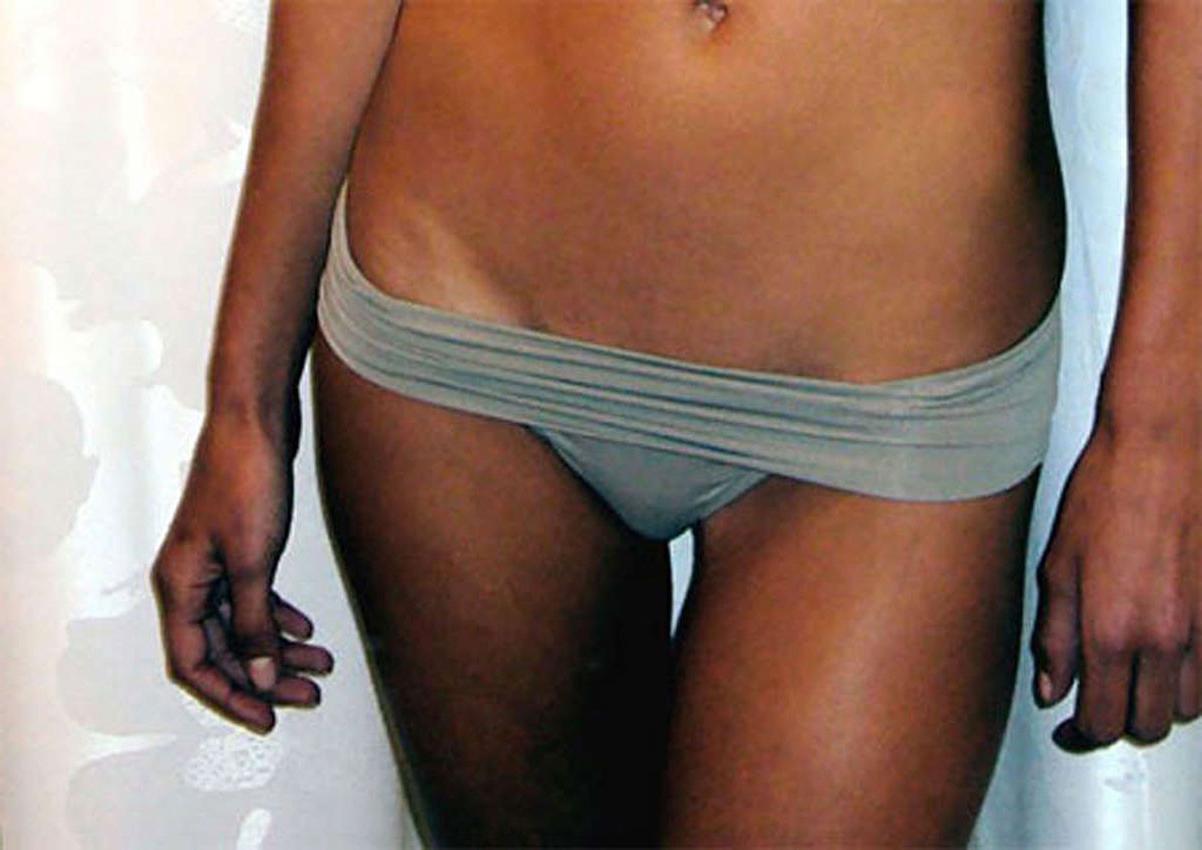 16P Alessandra Ambrosio upskirt of her white panties