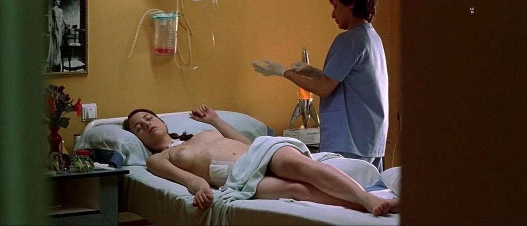 10P Leonor Watling exposing her nice big boobs in nude movie scenes