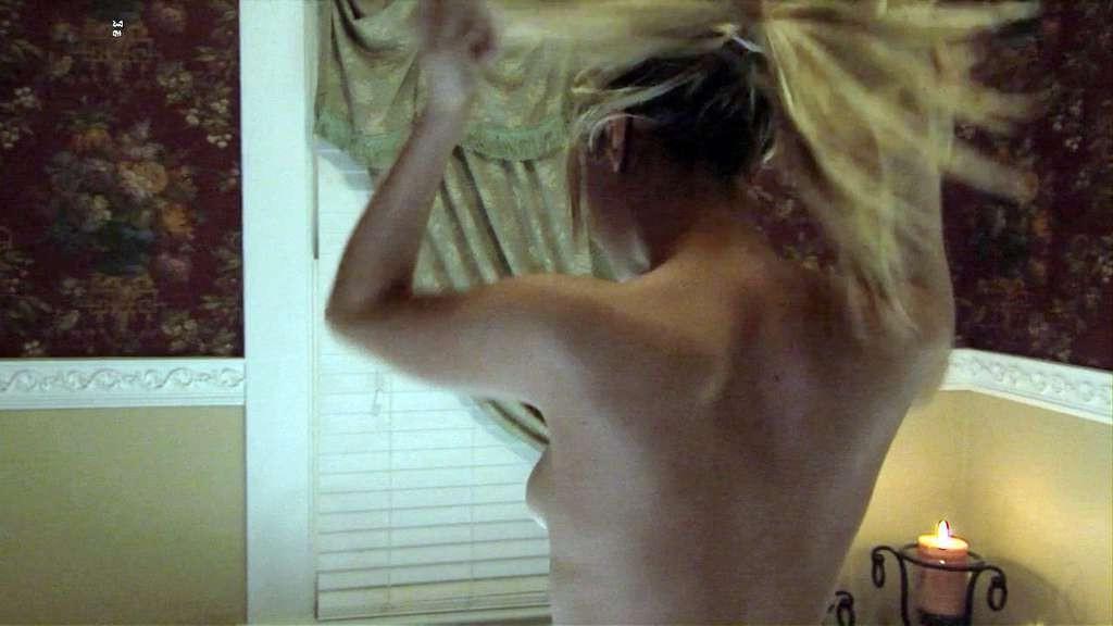 9P Kristin Cavallari exposing her nice boobs in nude movie and posing very sexy