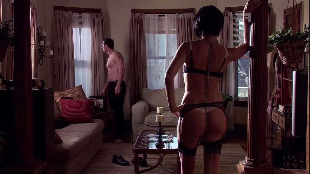 10P Caprice Benedetti exposing her nice big boobs and pussy in nude movie scene