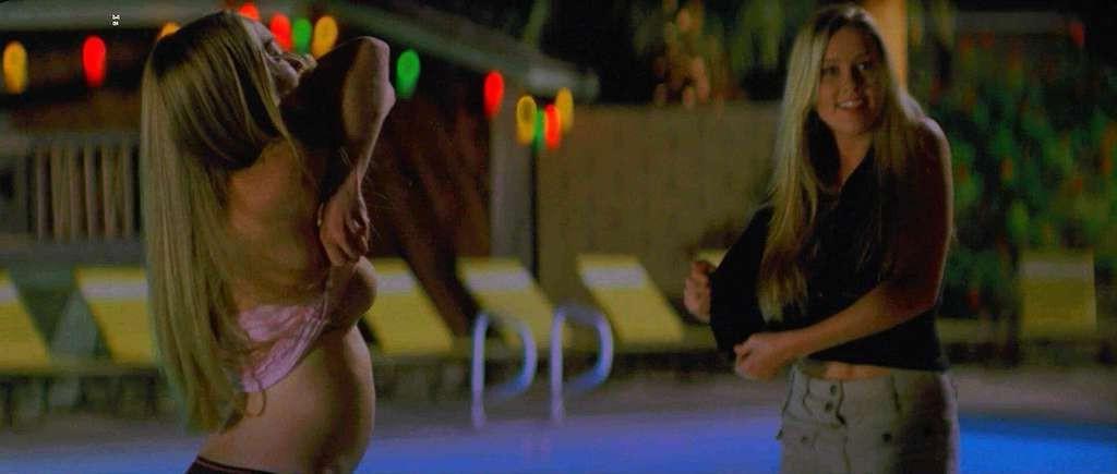 10P Amanda Seyfried exposing her nice big tits in nude movie scene