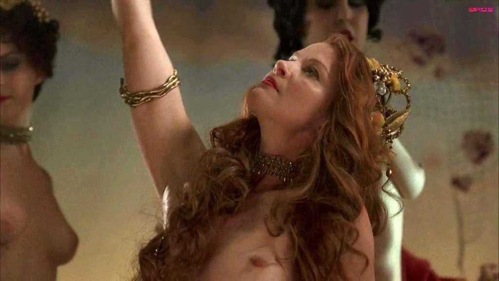 10P Gretchen Mol exposing her nice huge boobs with other girls in nude movie scene