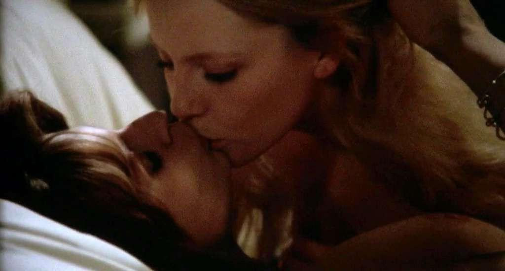 10P Anulka Dziubinska exposing her nice tits and lesbian sex scene from some movie
