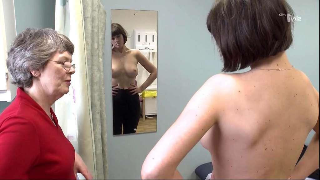 10P Dawn Porter exposing her huge boobs in some nude movie scene captures
