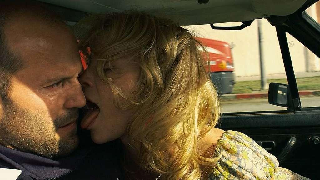 10P Amy Smart exposing her nice tits and fucking hard in nude movie captures