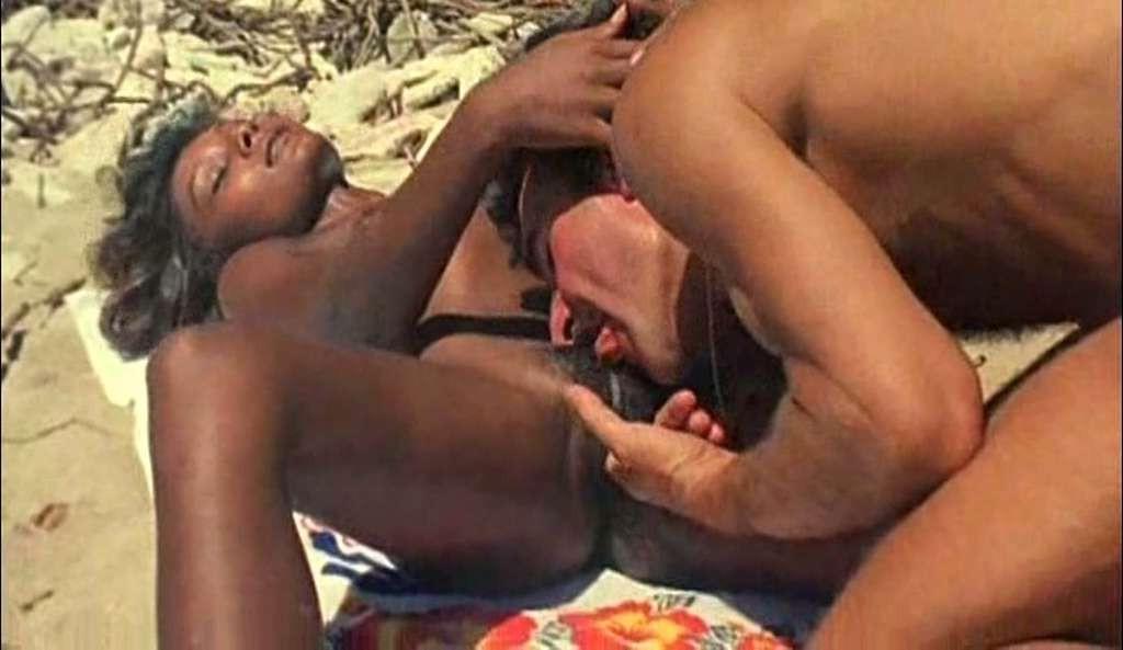 10P Lucia Ramirez showing her pussy and giving blowjob in hardcore movie scene