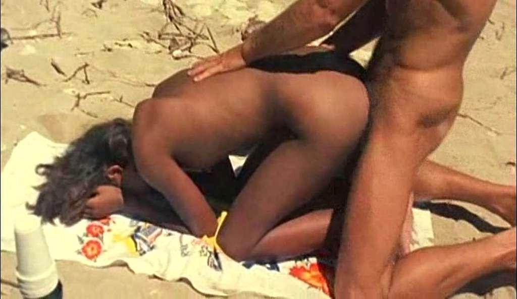 10P Lucia Ramirez showing her pussy and giving blowjob in hardcore movie scene