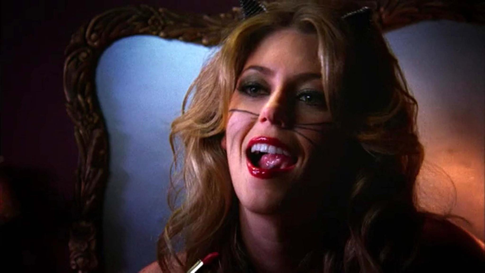 16P Diora Baird exposing her nice huge boobs in nude movie scene