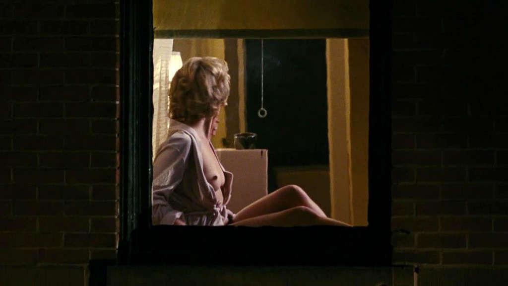 10P Gretchen Mol revels her nice big tits and pussy in nude movie caps