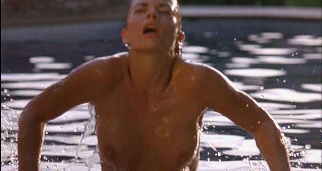 16P Jaime Pressly exposing her nice tits and ass in movie Poison Ivy