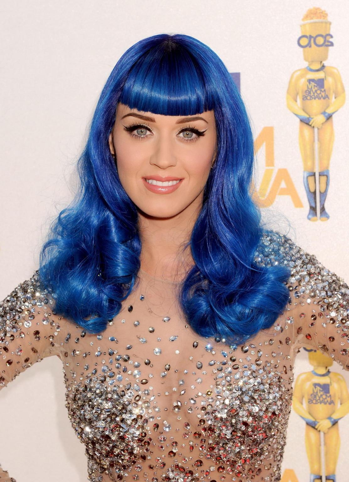 15P Katy Perry in see-through mini dress ariving at 2010 MTV Movie Awards