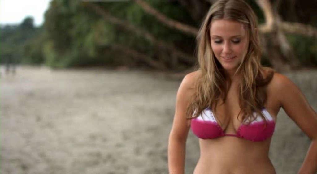 16P Julianna Guill exposing her nice big tits in nude movie caps
