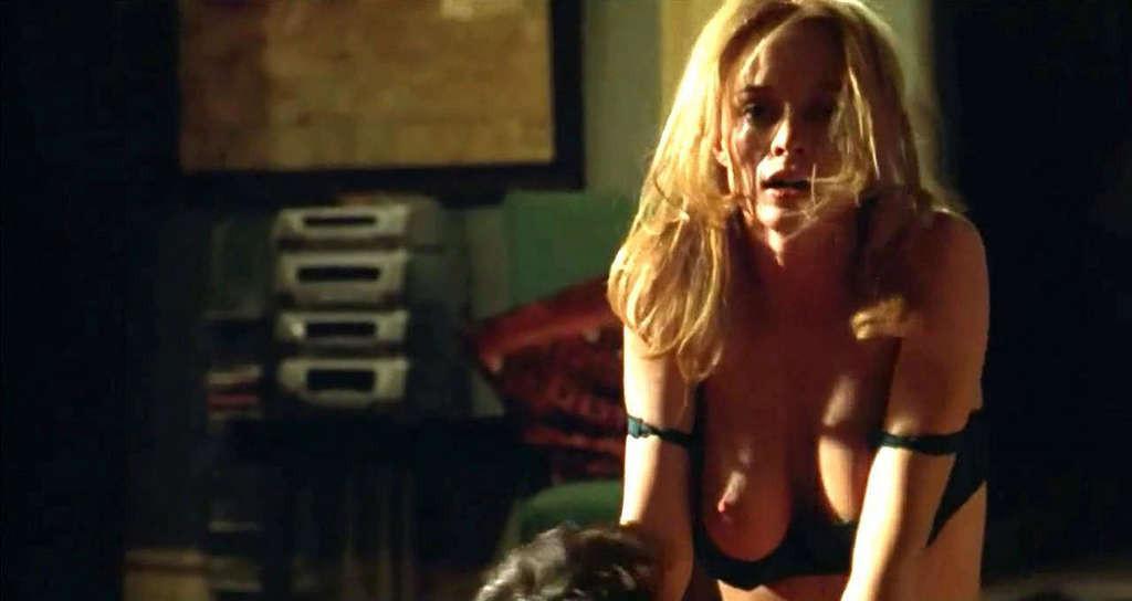 10P Heather Graham exposing her nice big tits and pussy in movie