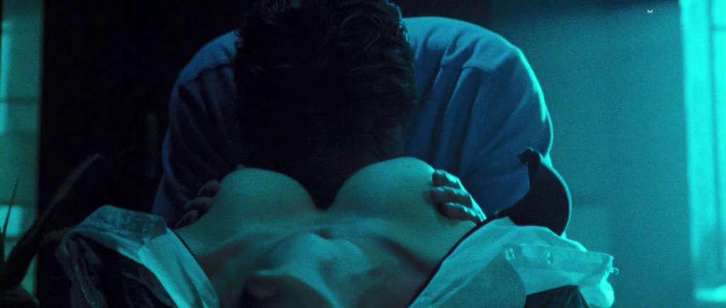 10P Madeline Zima exposing her nice big tits and gets fucked hard in nude movie scen