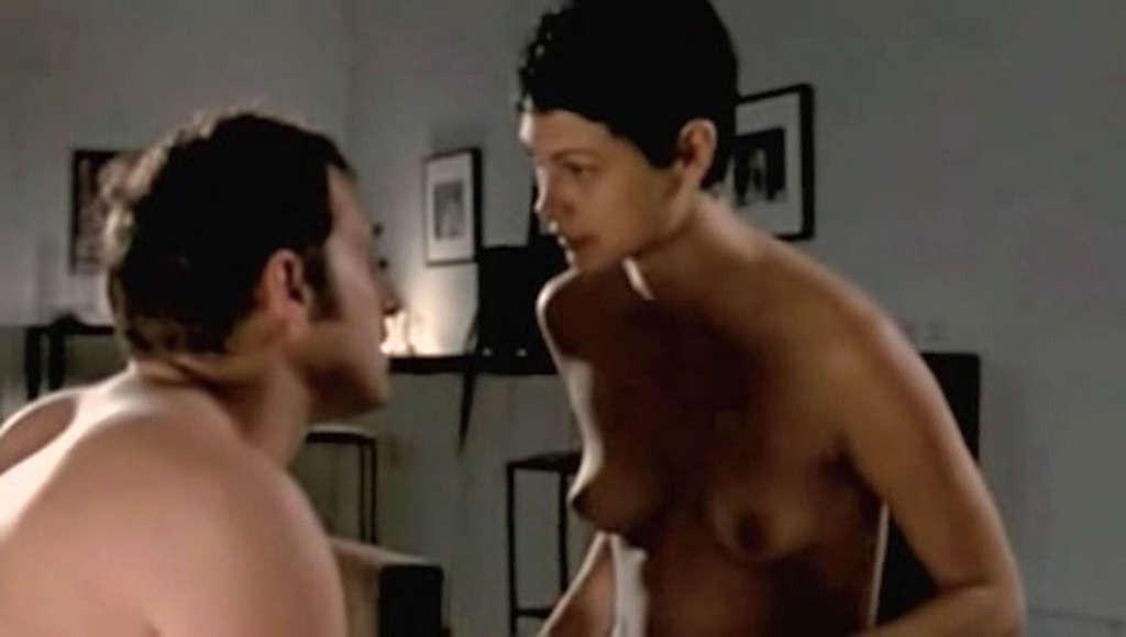 16P Morena Baccarin showing her nice tits in nude movie scenes