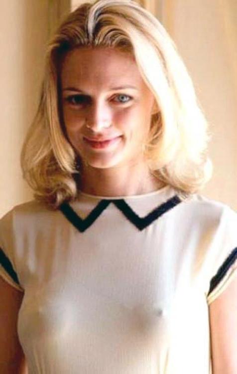 15P Heather Graham nude boobs during sex on chair