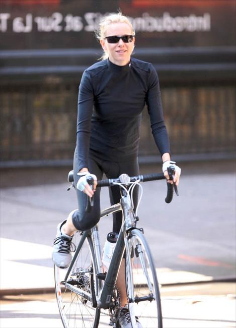 16P Naomi Watts sweet ass while riding a bike
