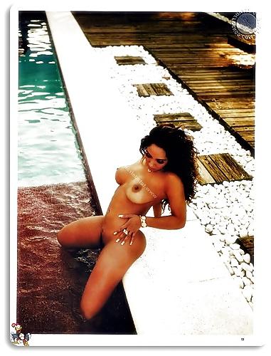 25P Mulher Melao - Playboy - Renata Frisson