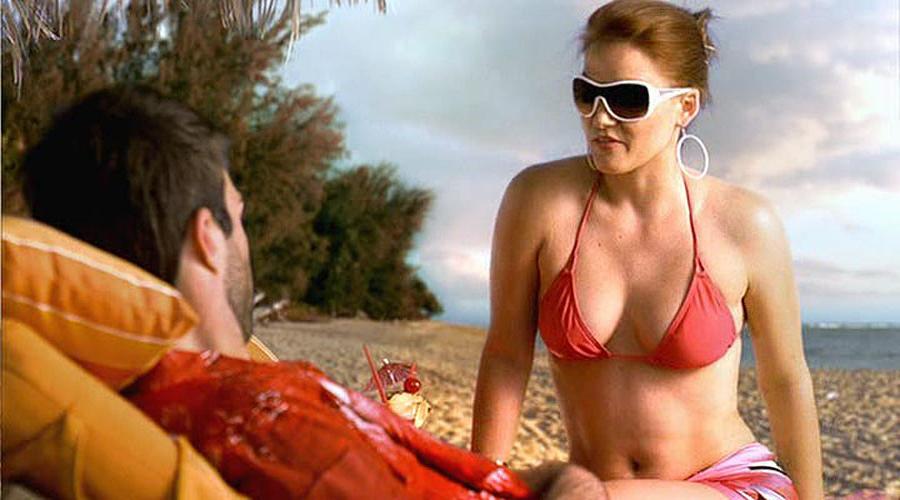 15P Rachel Kimsey looking very sexy in bikini in some movie caps
