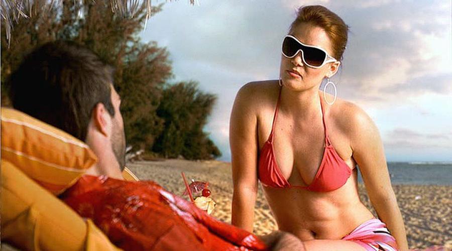 15P Rachel Kimsey looking very sexy in bikini in some movie caps
