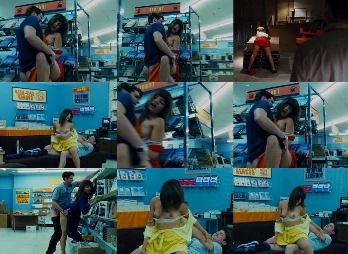 15P Mena Suvari ass in thongs and nude tits in movie