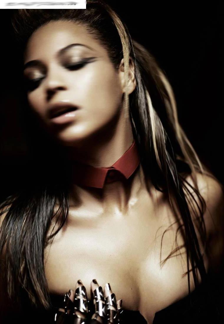 15P Beyonce Knowles upskirt pics of her black ass