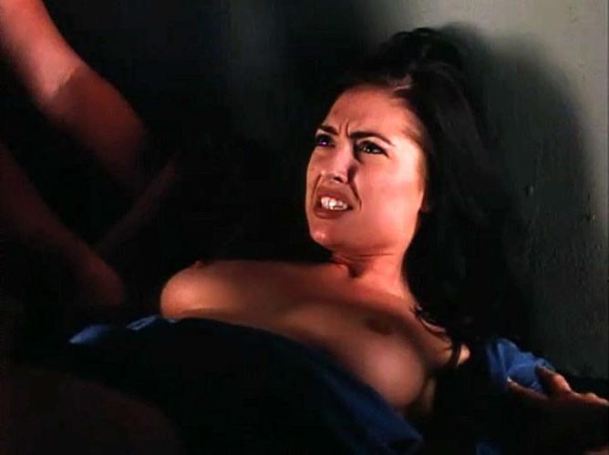 10P Stephanie Ann Smith showing her nice tits in nude movie caps